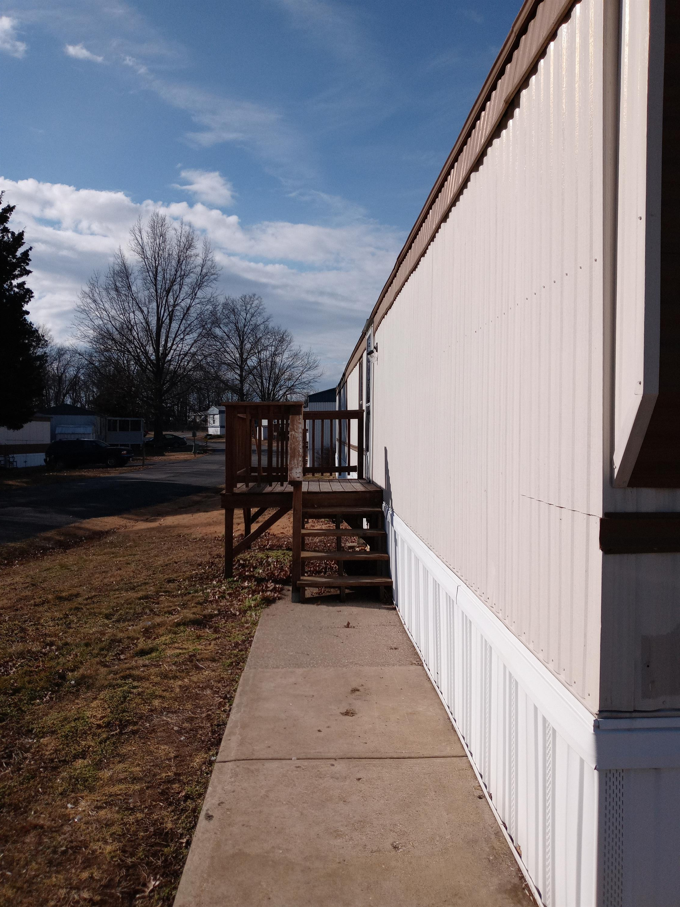 354 Golden Dale